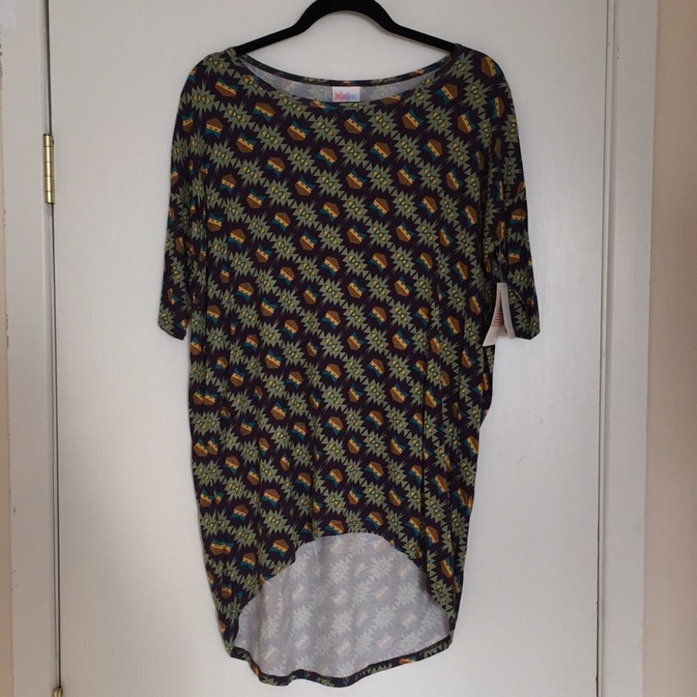 XXS/XS‎ LuLaRoe Irma Top